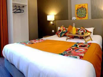 Logis - De L'abbaye Hotel 3*