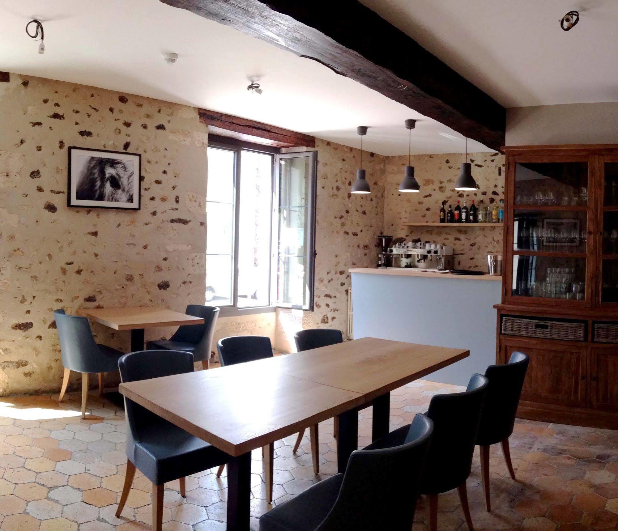 Hotel Logis - De L'abbaye Thiron-Gardais