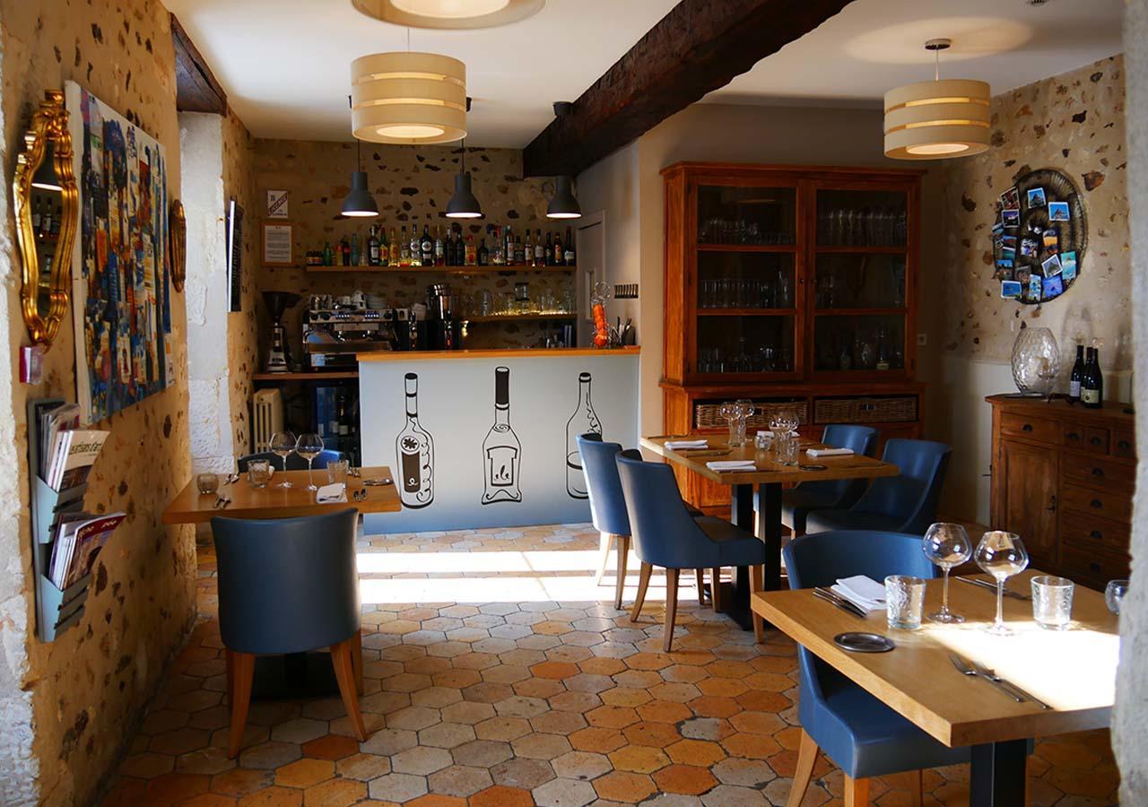 Logis - De L'abbaye Hotel 3*