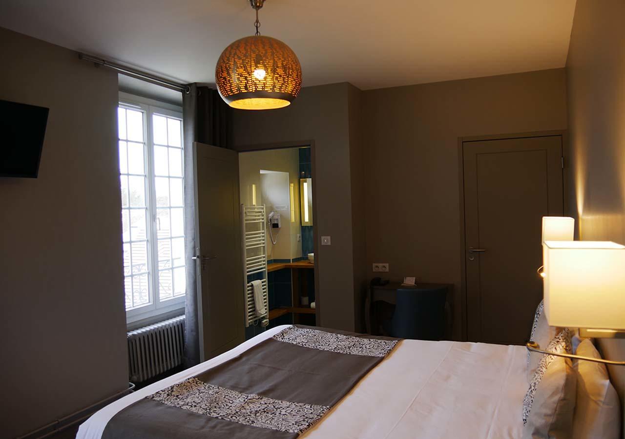 Logis - De L'abbaye Hotel 3*