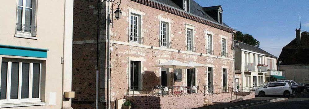 Logis - De L'abbaye Hotel